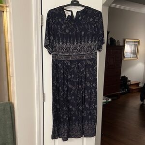 Sarah Elizabeth Navy and Cream Maxi Dress